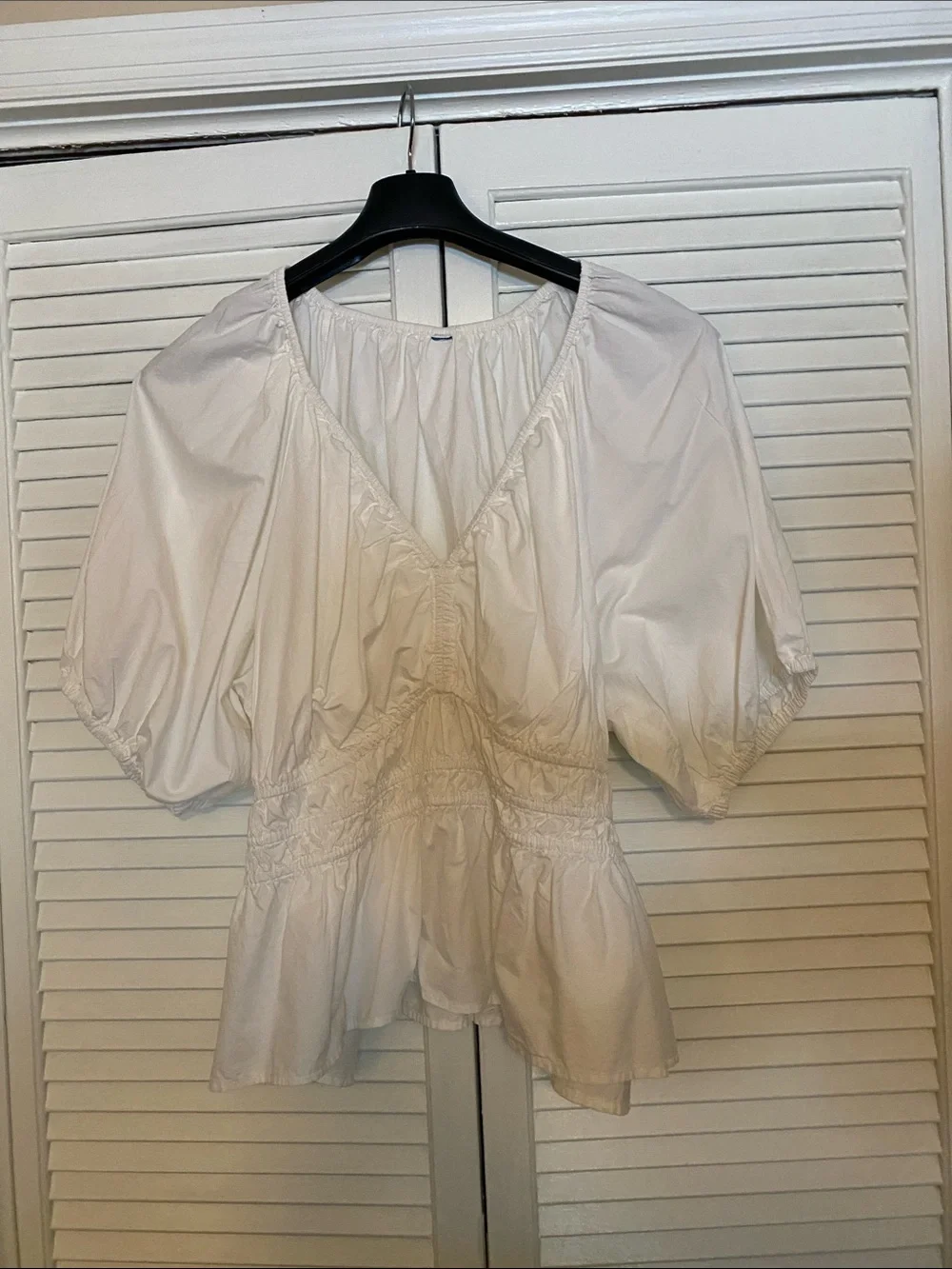 Old Navy White Puff Sleeve Peplum Blouse